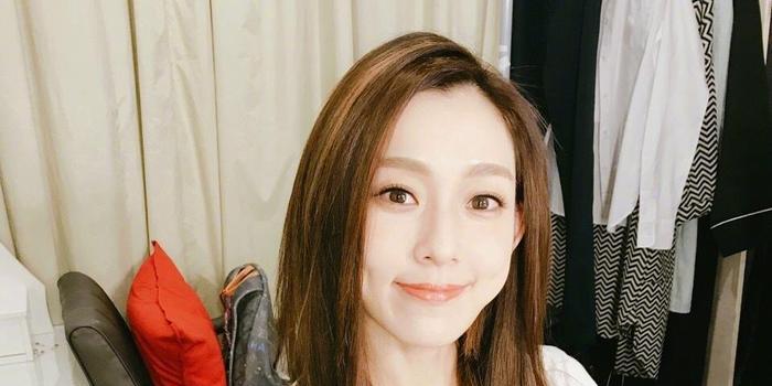 大S被曝公开承认一切,Makiyo宣布离婚:七仙女如今差距有多大(图8) 大S被曝公开承认一切,Makiyo宣布离婚:七仙女如今差距有多大(图8)