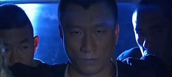 《征服》和《古惑仔》展现了90年代和21世纪的两种文化风格(图14)