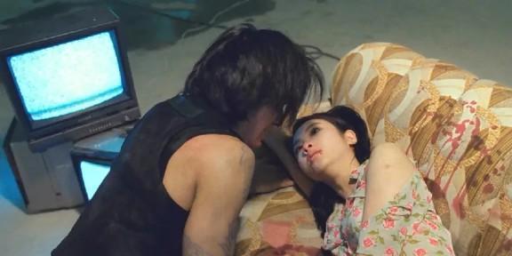 《征服》和《古惑仔》展现了90年代和21世纪的两种文化风格(图13)