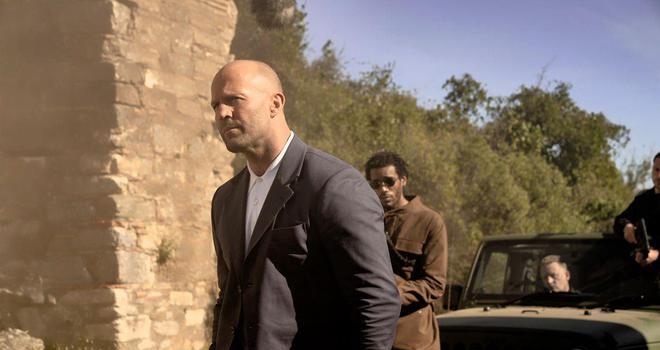 《金爆行动》:杰森斯坦森暴爽动作大片,子弹满天飞,精彩刺激(图4) 《金爆行动》:杰森斯坦森暴爽动作大片,子弹满天飞,精彩刺激(图4)