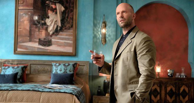 《金爆行动》:杰森斯坦森暴爽动作大片,子弹满天飞,精彩刺激(图13) 《金爆行动》:杰森斯坦森暴爽动作大片,子弹满天飞,精彩刺激(图13)