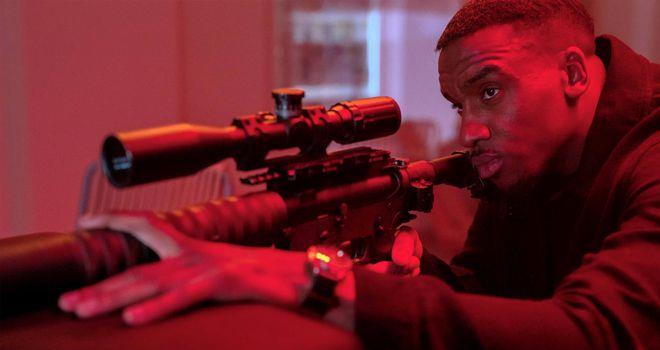 《金爆行动》:杰森斯坦森暴爽动作大片,子弹满天飞,精彩刺激(图25) 《金爆行动》:杰森斯坦森暴爽动作大片,子弹满天飞,精彩刺激(图25)