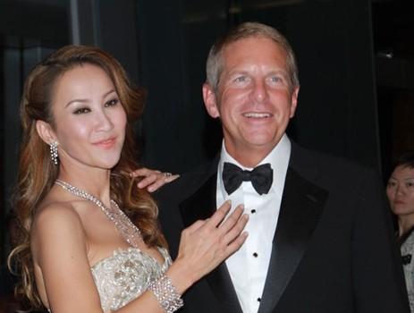 华纳音乐发文悼念李玟头七 周笔畅深夜缅怀太催泪(图6) 华纳音乐发文悼念李玟头七 周笔畅深夜缅怀太催泪