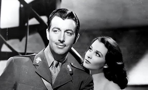 《魂断蓝桥》:战争、爱情与生命意义的情感探索与文化传承(图4) 《魂断蓝桥》:战争、爱情与生命意义的情感探索与文化传承(图4)