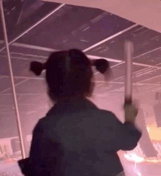 方媛带娃看郭富城演唱会,女儿大喊爸爸英文名,还能跟唱爸爸的歌(图13) 方媛带娃看郭富城演唱会,女儿大喊爸爸英文名,还能跟唱爸爸的歌(图13)