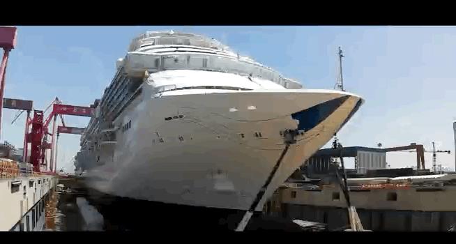 首艘国产大型邮轮取名“魔都”：可载客5246人，今年底交付(图3)