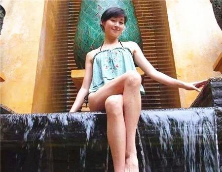 你知道“腿玩年”梗的出处吗？让这部电影告诉你(图3)