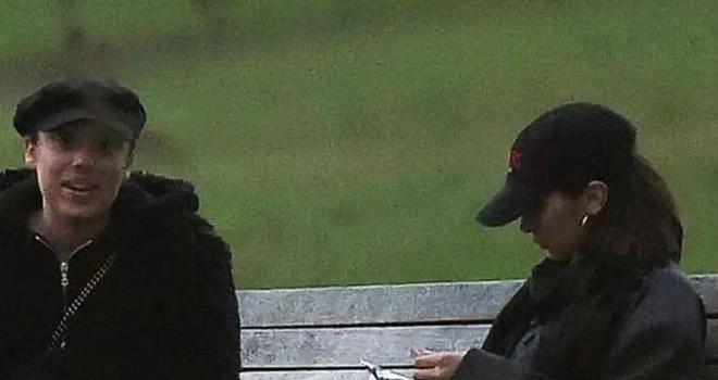 井川里予内衣外穿的性张力,为啥比不过宋轶的耐克配旗袍?(图17) 井川里予内衣外穿的性张力,为啥比不过宋轶的耐克配旗袍?(图17)