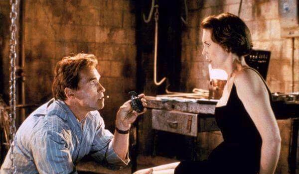 《真实的谎言》:一场刺激有趣,属于「好」大叔的梦幻冒险(图5) 《真实的谎言》:一场刺激有趣,属于「好」大叔的梦幻冒险(图5)