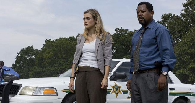 ​《思维笼》，超诡谲的悬疑惊悚电影，杀人魔将死者扮成黄金天使(图7)