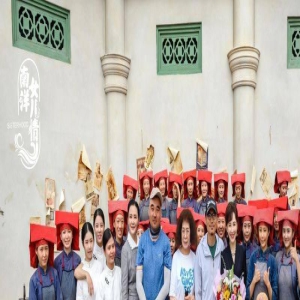南洋女儿情：一群苦命的女人养活着吃软饭的男人