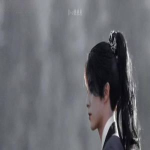王鹤棣《大奉打更人》路透曝光，与晏紫东同乘一匹马，肆意张扬